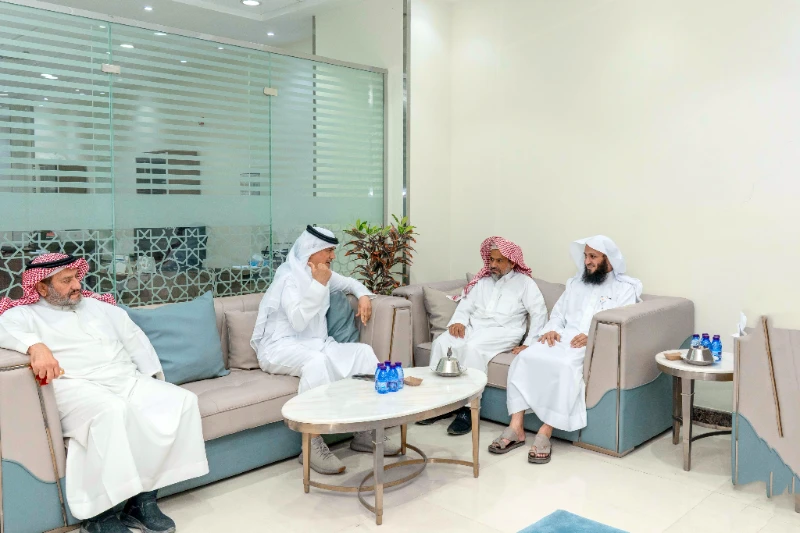 جمعية الإحسان تبحث آفاق الشراكة مع جمعية العلوم والتقنية بمركز القصيم العلمي